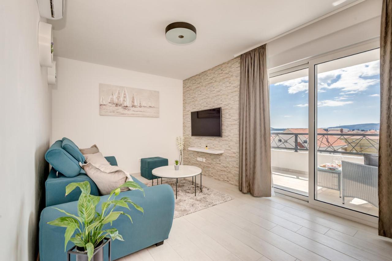 Modern 4* Luxury Apartment In Center Trogir Buitenkant foto